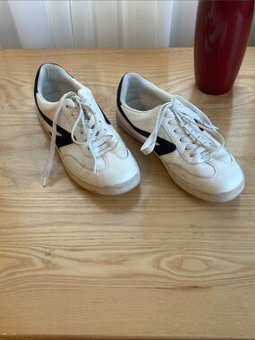 Dolce Vita White Sneakers with Black Accents - Lace-Up Casual Style